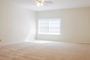 7387 Regency Square Ct, Houston, TX 77036 - Photo 9