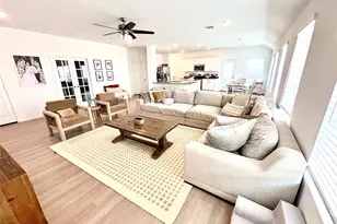 9907 Summer Peony Ct, Baytown, TX 77521 - Photo 5