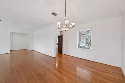 4807 Creekbend Drive, Houston, TX 77035 - Photo 13