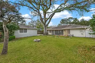 4807 Creekbend Dr, Houston, TX 77035 - Photo 35