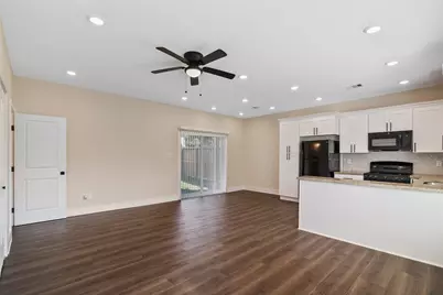 1206 S Victory Drive, Houston, TX 77088 - Photo 3