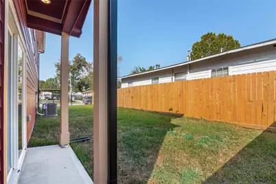 1206 S Victory Drive, Houston, TX 77088 - Photo 33