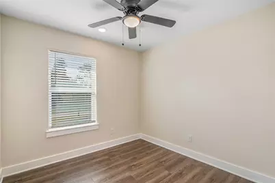 1206 S Victory Drive, Houston, TX 77088 - Photo 15