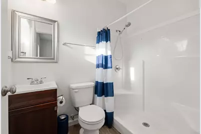 805 E Mulberry Avenue, Wharton, TX 77488 - Photo 11