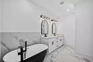 6747 Liverpool St, Houston, TX 77021 - Photo 25