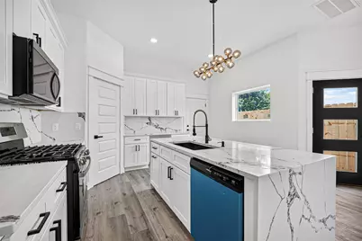 6747 Liverpool Street, Houston, TX 77021 - Photo 11
