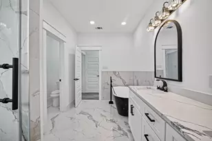 6747 Liverpool St, Houston, TX 77021 - Photo 29