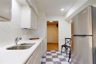 357 N Post Oak Ln, Houston, TX 77024 - Photo 5