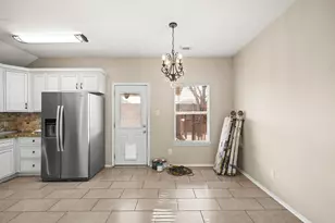 2813 Waterside Trail, Pearland, TX 77584 - Photo 9