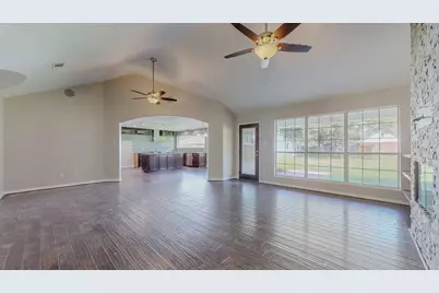 9008 Oak Vista, Orange, TX 77630 - Photo 9