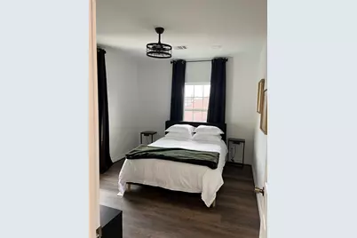 2205 Rosewood Street, Houston, TX 77004 - Photo 3