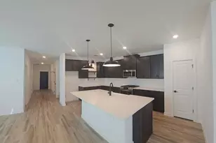 8423 Bay Rdg Cir, Baytown, TX 77523 - Photo 11