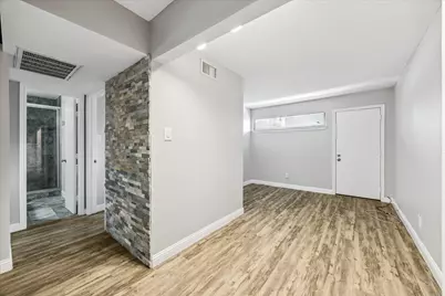 4711 Aftonshire Drive #13, Houston, TX 77027 - Photo 5