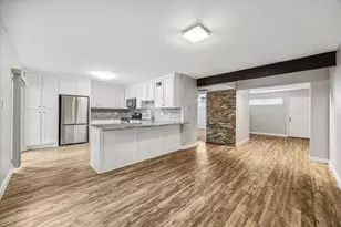 4711 Aftonshire Dr, Houston, TX 77027 - Photo 3