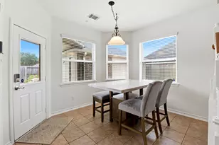 2905 Green Forest Ln, Pearland, TX 77581 - Photo 11