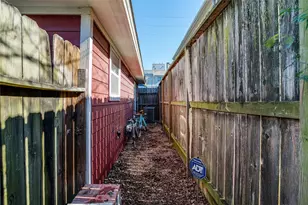 910 W 9th St, Houston, TX 77007 - Photo 19