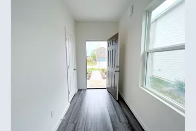 680 Amesbury Road, Conroe, TX 77316 - Photo 3