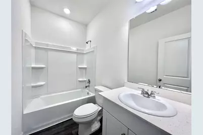 680 Amesbury Road, Conroe, TX 77316 - Photo 13