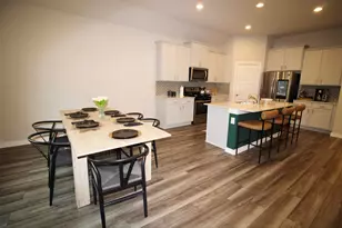 14136 Lake Lodge Dr, Conroe, TX 77384 - Photo 13