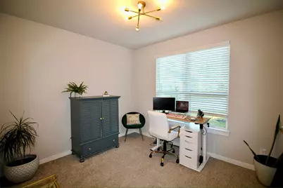 14136 Lake Lodge Drive, Conroe, TX 77384 - Photo 19