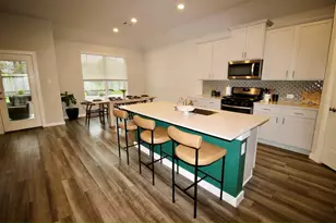 14136 Lake Lodge Dr, Conroe, TX 77384 - Photo 7