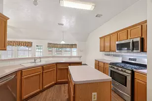 5306 Bay Pines Dr, Katy, TX 77449 - Photo 9