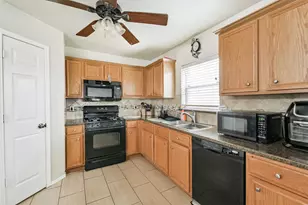 11526 Socorro Ln, Tomball, TX 77377 - Photo 9