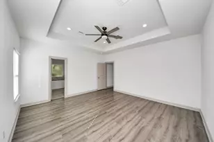 9720 Garcroft St, Houston, TX 77029 - Photo 19