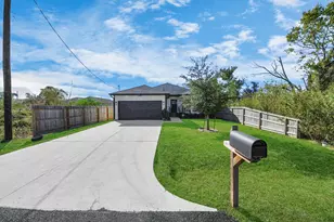 9720 Garcroft St, Houston, TX 77029 - Photo 35