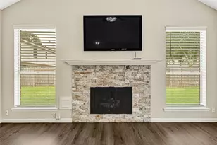 4010 Spring Garden Dr, Pearland, TX 77584 - Photo 11