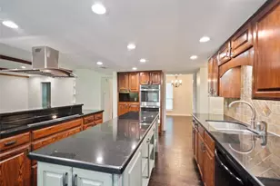 14443 Lyric Rd, Conroe, TX 77302 - Photo 11