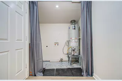 5926 Ettrick Drive, Houston, TX 77035 - Photo 9