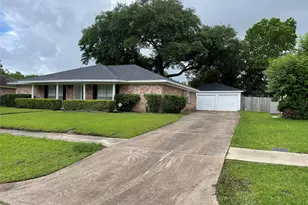 10606 Hoyte Dr, Houston, TX 77031 - Photo 9