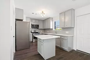 4404 Vivian St, Bellaire, TX 77401 - Photo 5