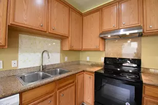 13102 N Bellaire Estates Dr, Houston, TX 77072 - Photo 15