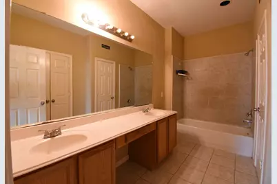 13102 N Bellaire Estates Drive, Houston, TX 77072 - Photo 29