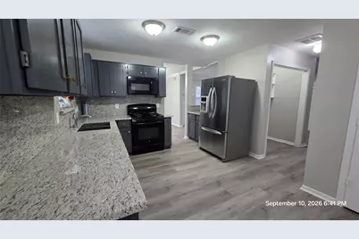 1410 Hunter Green Lane, Fresno, TX 77545 - Photo 11