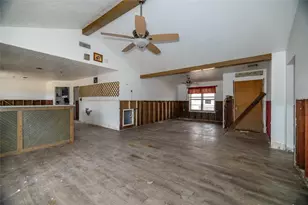 86 County Rd 319, Cleveland, TX 77327 - Photo 11