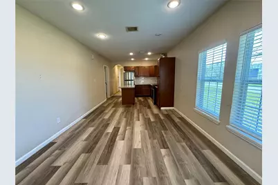 429 W 2nd Street, Freeport, TX 77541 - Photo 5