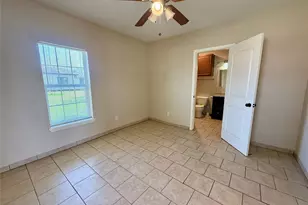 429 W 2nd St, Freeport, TX 77541 - Photo 13