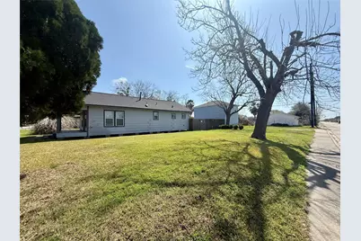 429 W 2nd Street, Freeport, TX 77541 - Photo 47