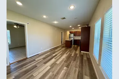 429 W 2nd Street, Freeport, TX 77541 - Photo 9