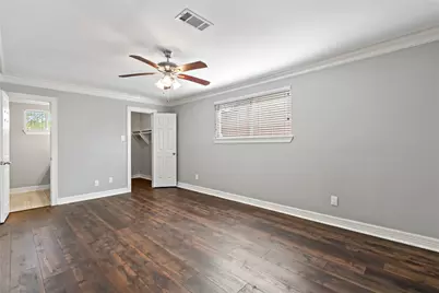 5806 Ludington Drive, Houston, TX 77035 - Photo 13