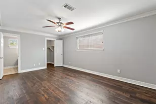 5806 Ludington Dr, Houston, TX 77035 - Photo 13