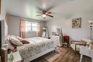 1327 Fallbrook Dr, Houston, TX 77038 - Photo 23