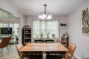 1327 Fallbrook Dr, Houston, TX 77038 - Photo 15