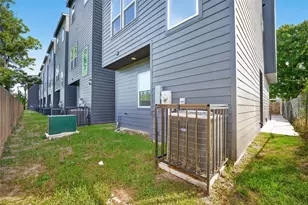 6621 Katarani Dr, Houston, TX 77091 - Photo 39