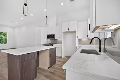 6621 Katarani Drive, Houston, TX 77091 - Photo 9