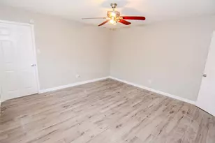 11731 McLain Blvd, Houston, TX 77071 - Photo 9