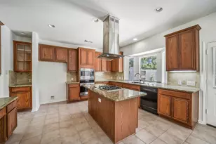 2723 Sterling Fields Dr, Pearland, TX 77584 - Photo 5